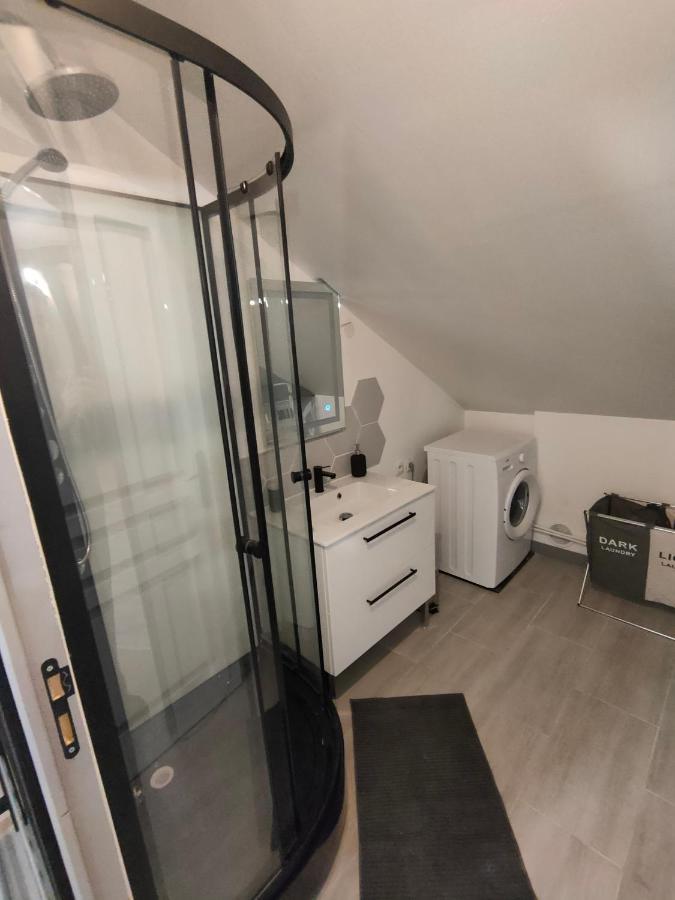 La Machine Sous Combles Apartment Ngoại thất bức ảnh
